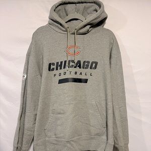 Chicago Bears Thermal Nike NFL training equipment.